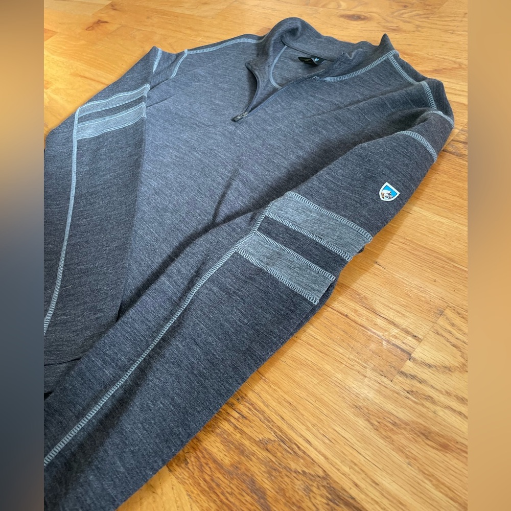 Long sleeve Kuhl sweater.